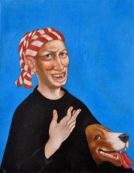 Vieille femme avec un turban rayé blanc et rouge, une robe noire. Elle rigole et tient la tête de son chien sous son bras. Le chien rigole aussi. Elle rigole tellement qu'elle en a la main posée sur sa poitrine.