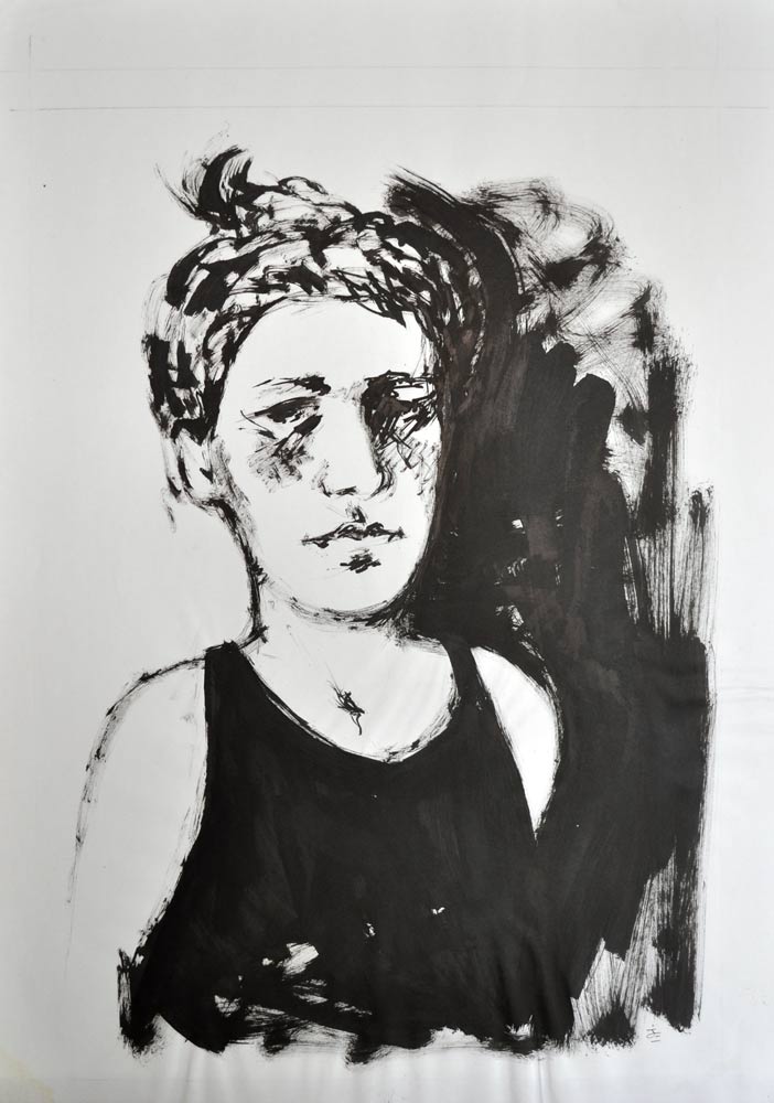 Portrait d'une femme en débardeur, à l'encre noire.
