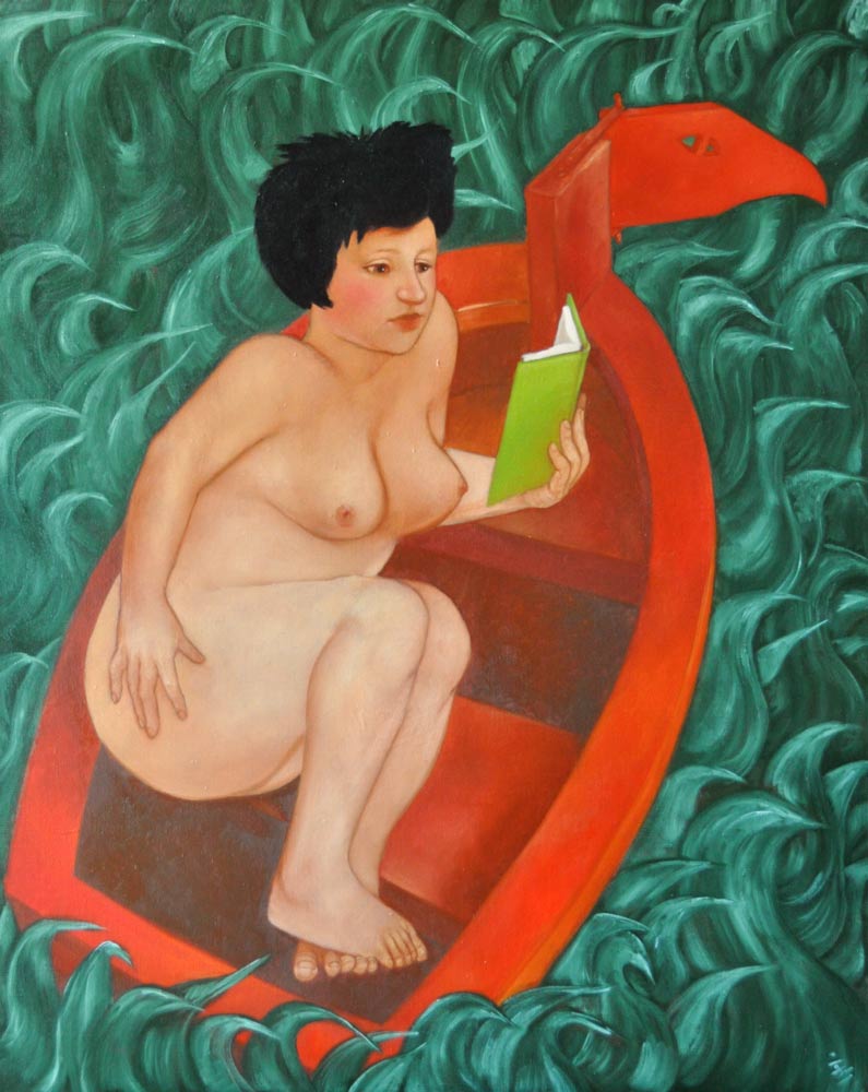 Une femme lit dans une barque rouge.